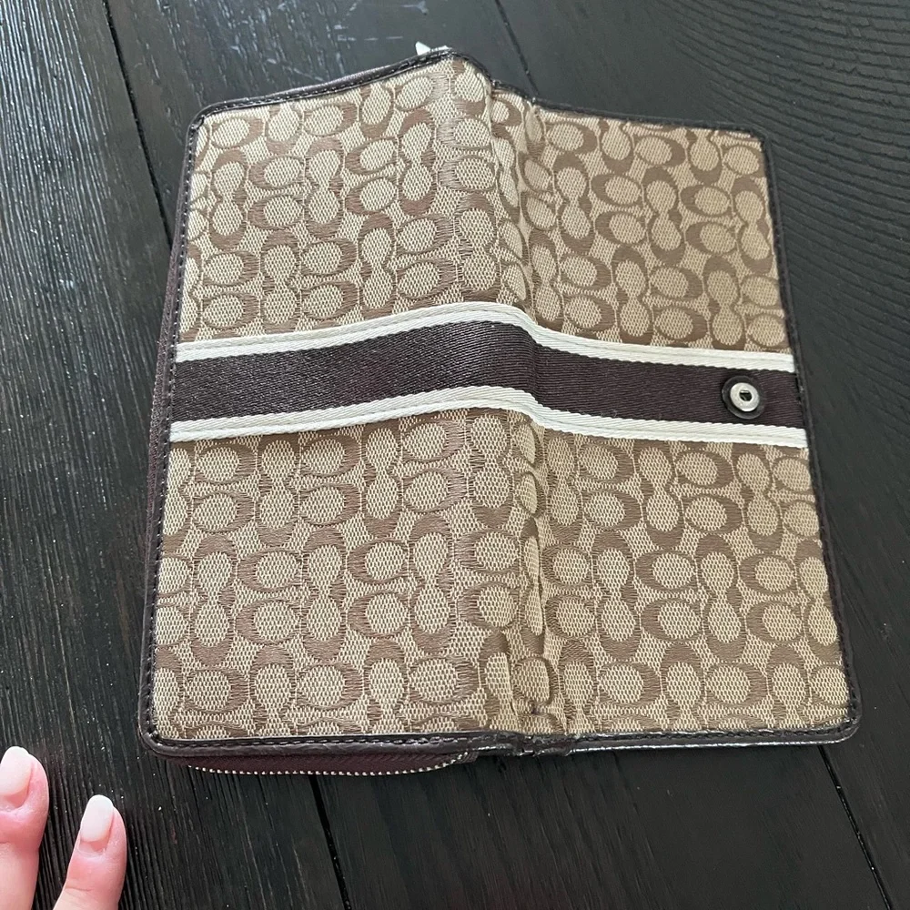 Vintage brown cloth tan striped zip around wallet - Picture 4 of 6